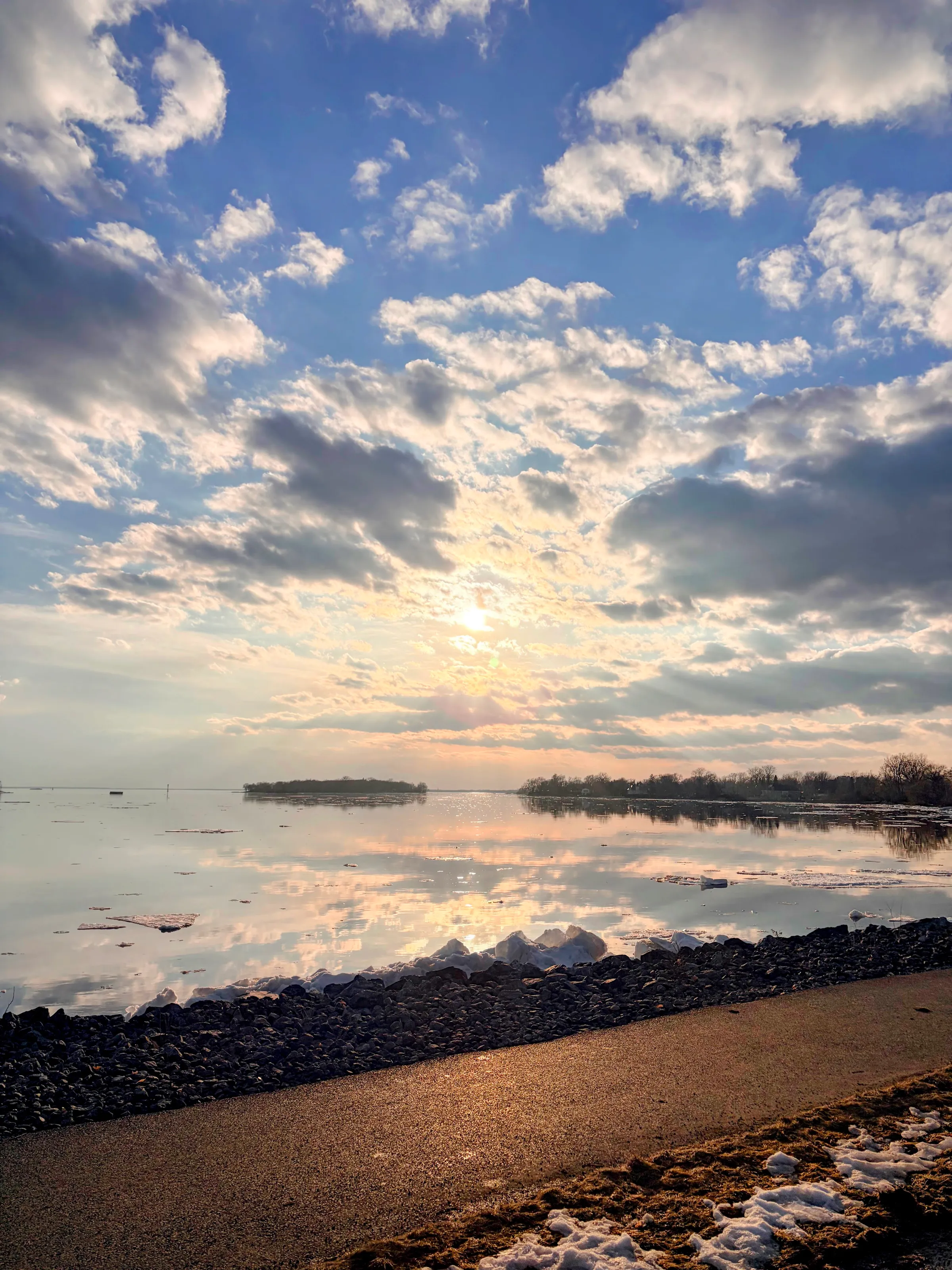 Au bord du Lac à LaChine